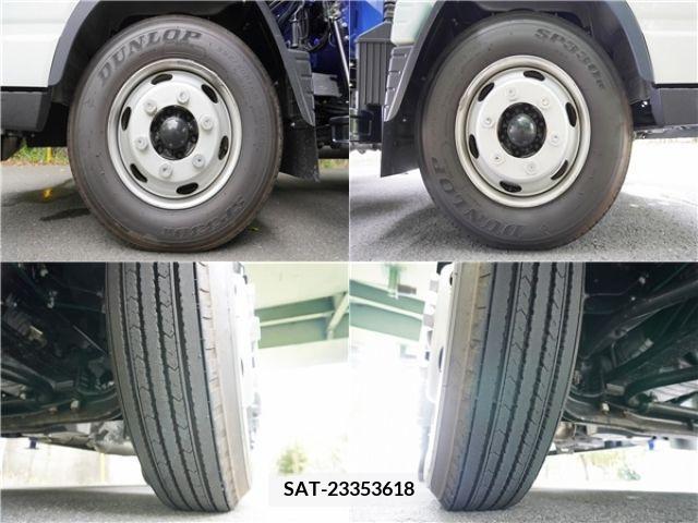 Mitsubishi CANTER 2023-01 208356-21