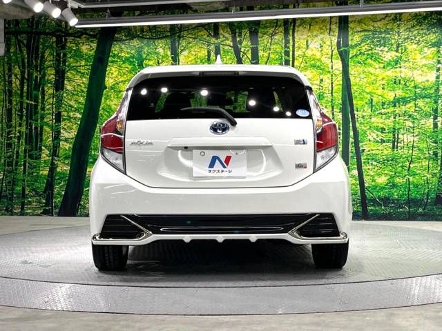 Toyota AQUA 2016-11 185696-15