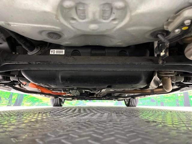 Toyota AQUA 2016-11 185696-19