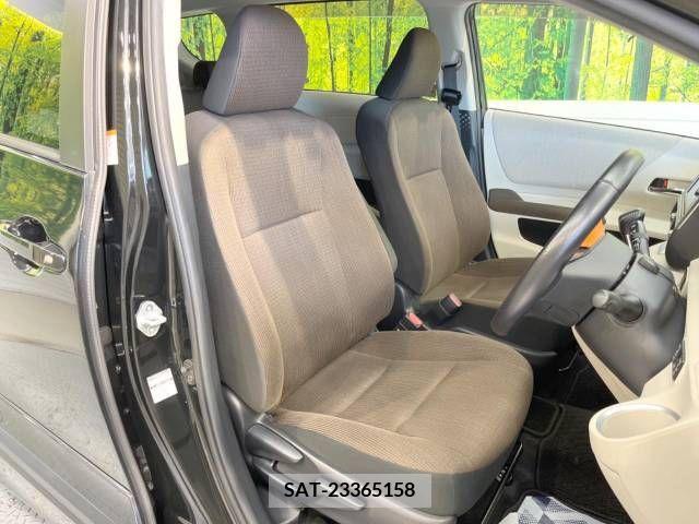 Toyota SIENTA 2016-11 394057-8