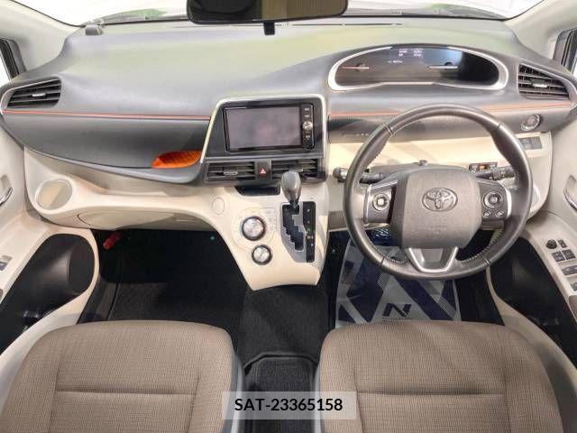 Toyota SIENTA 2016-11 394057-1
