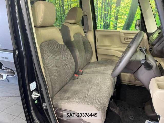 Honda N BOX 2017-10 278716-8