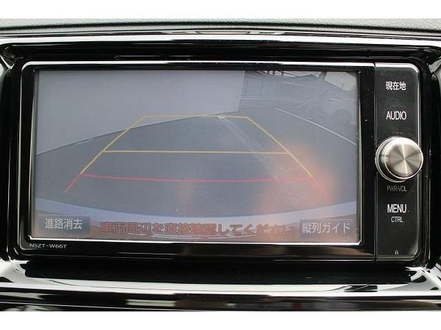 Toyota MARK X 2017-04 5858-1