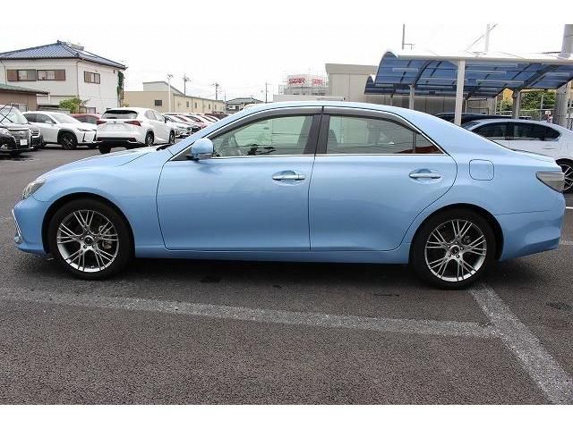 Toyota MARK X 2017-04 5858-9