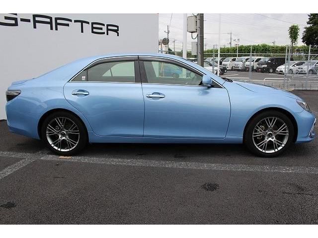 Toyota MARK X 2017-04 5858-7