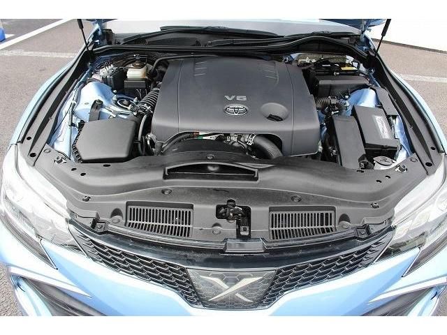 Toyota MARK X 2017-04 5858-18