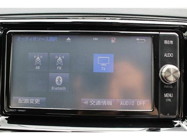 Toyota MARK X 2017-04 5858-2