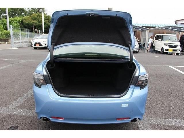 Toyota MARK X 2017-04 5858-17