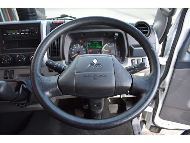Mitsubishi CANTER 2020-10 22653-1