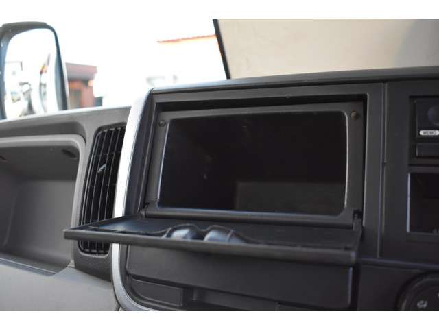 Mitsubishi CANTER 2020-10 22653-16