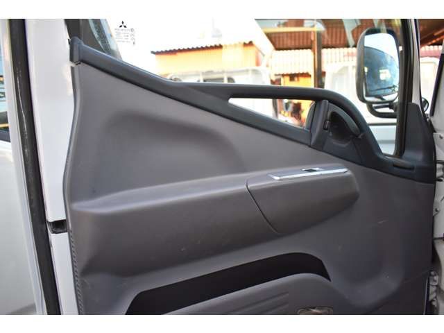 Mitsubishi CANTER 2020-10 22653-6
