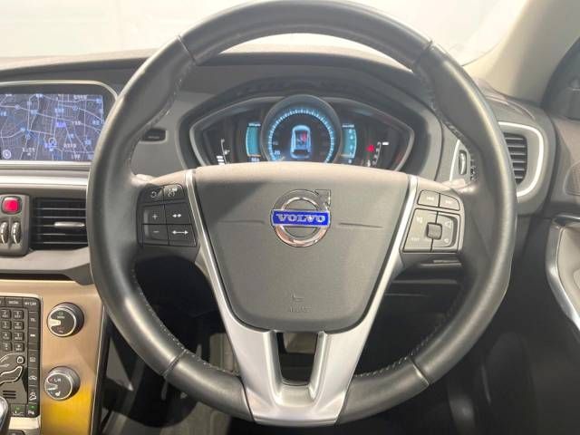 Volvo CROSS COUNTRY 2013-05 180613-8
