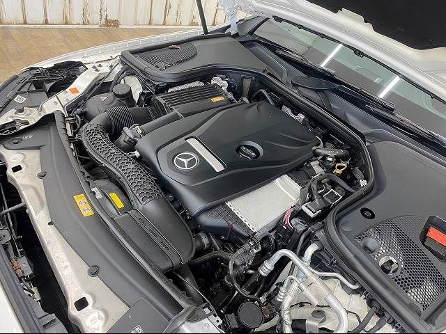Mercedes Benz E-CLASS 2017-03 8613-18