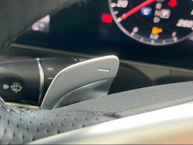 Mercedes Benz E-CLASS 2017-03 8613-10