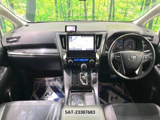 Toyota VELLFIRE 2015-12 245011-1