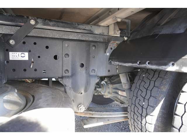 Isuzu ELF TRUCK 2015-07 9955-9