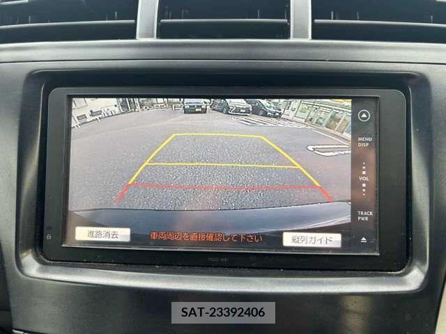 Toyota PRIUS ALPHA 2011-11 322195-2