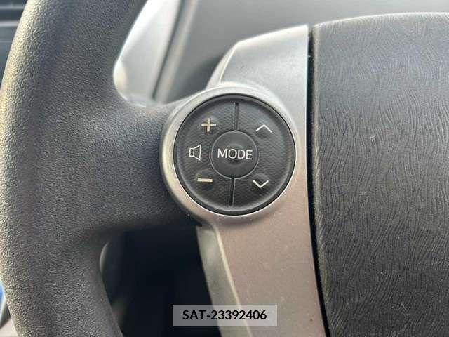 Toyota PRIUS ALPHA 2011-11 322195-9