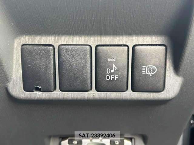 Toyota PRIUS ALPHA 2011-11 322195-12