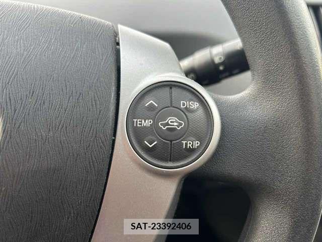 Toyota PRIUS ALPHA 2011-11 322195-10