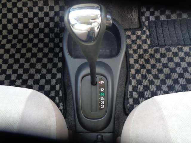 Daihatsu MIRA 2005-09 189817-9