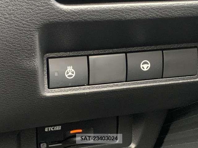 Nissan AURA 2021-10 356671-9