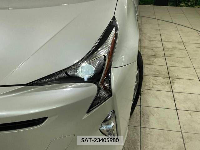 Toyota PRIUS 2016-03 340726-12