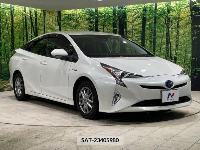 Toyota PRIUS 2016-03 340726-16