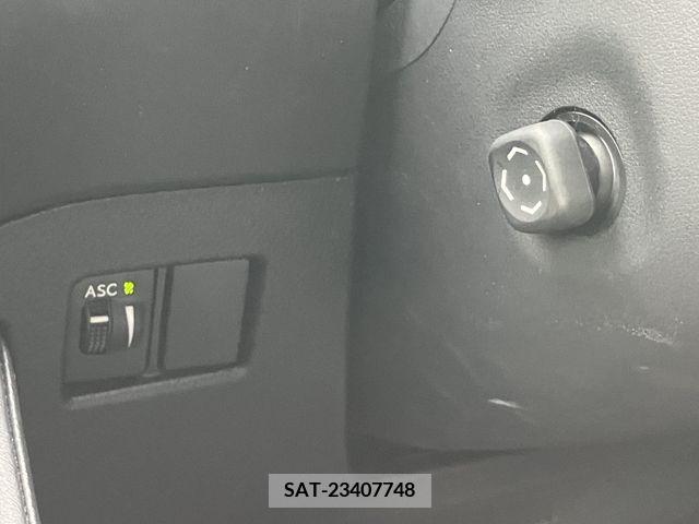 Lexus NX 2015-11 354061-22