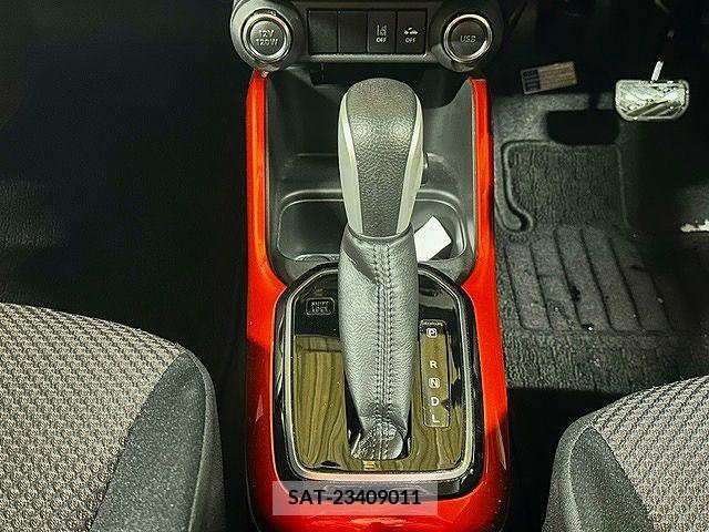 Suzuki IGNIS 2016-02 210887-19
