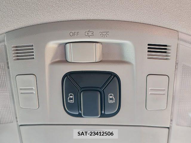 Toyota VELLFIRE 2008-07 220770-11