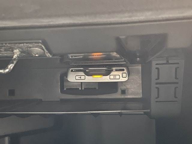 Nissan X-TRAIL 2010-04 189539-3