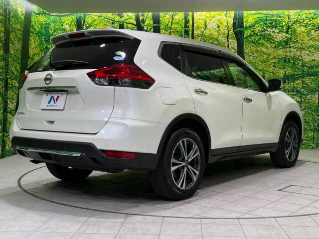 Nissan X-TRAIL 2018-06 195249-17