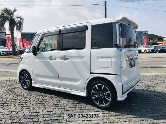 Suzuki SPACIA 2022-08 211393-1