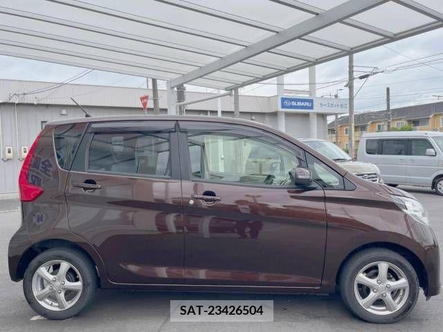 Nissan DAYZ 2015-06 388069-15