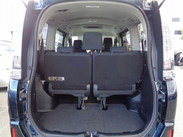 Toyota VOXY HYBRID 2014-07 24760-7