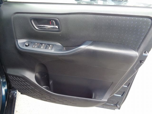 Toyota VOXY HYBRID 2014-07 24760-18