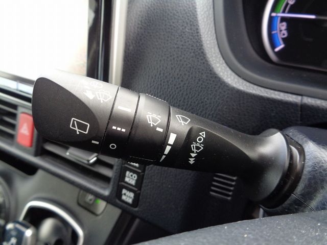 Toyota VOXY HYBRID 2014-07 24760-16