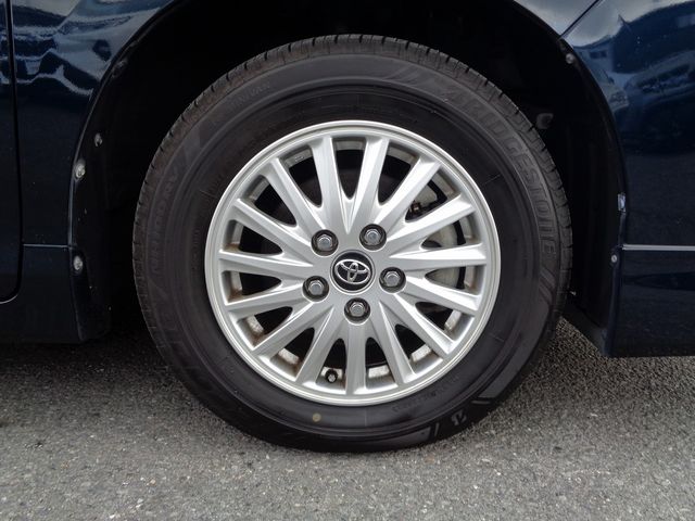 Toyota VOXY HYBRID 2014-07 24760-29