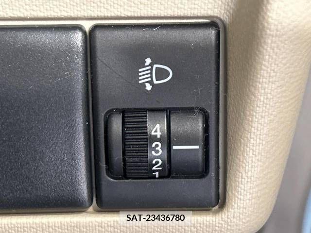 Suzuki ALTO 2013-09 304970-6