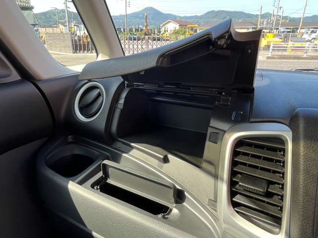 Suzuki SPACIA 2016-09 17825-12