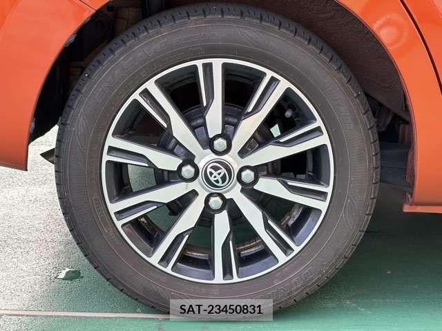 Toyota Pixis Mega 2022-01 366152-13