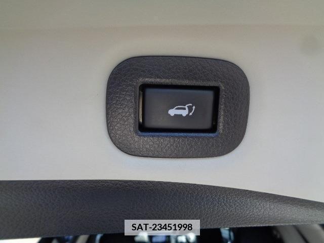 Nissan X-TRAIL 2019-09 371878-16