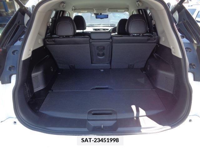 Nissan X-TRAIL 2019-09 371878-15