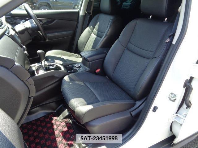 Nissan X-TRAIL 2019-09 371878-13