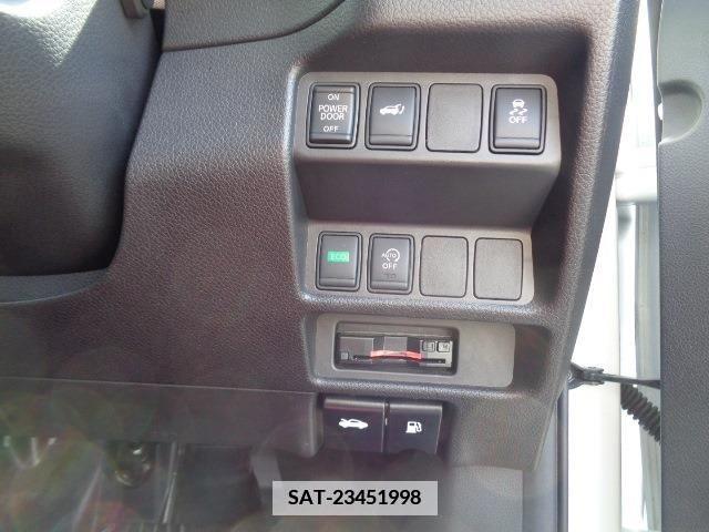 Nissan X-TRAIL 2019-09 371878-11