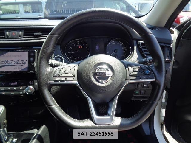 Nissan X-TRAIL 2019-09 371878-3