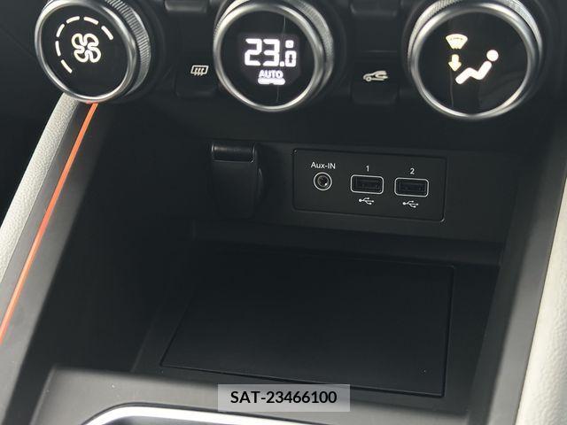Renault LUTECIA 2022-03 221117-6