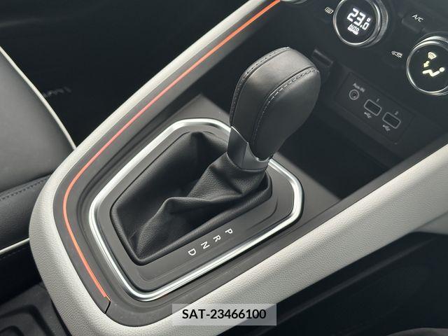 Renault LUTECIA 2022-03 221117-7
