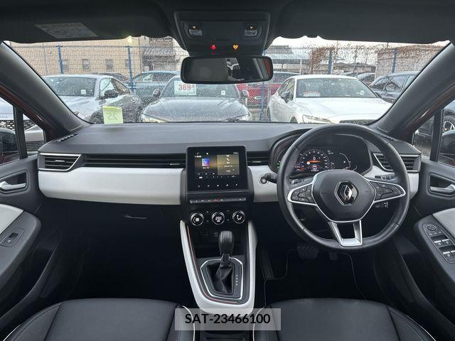Renault LUTECIA 2022-03 221117-1